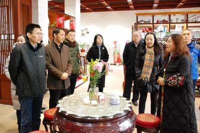 常州市商務局組團考察服裝城 探索產城融合新路徑